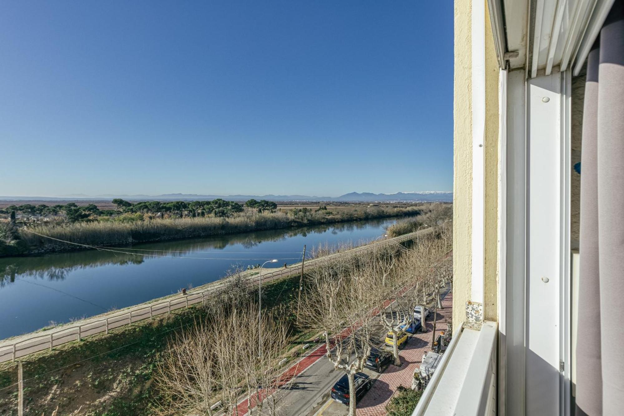 Ventana Loft Apartment Empuriabrava Exterior photo